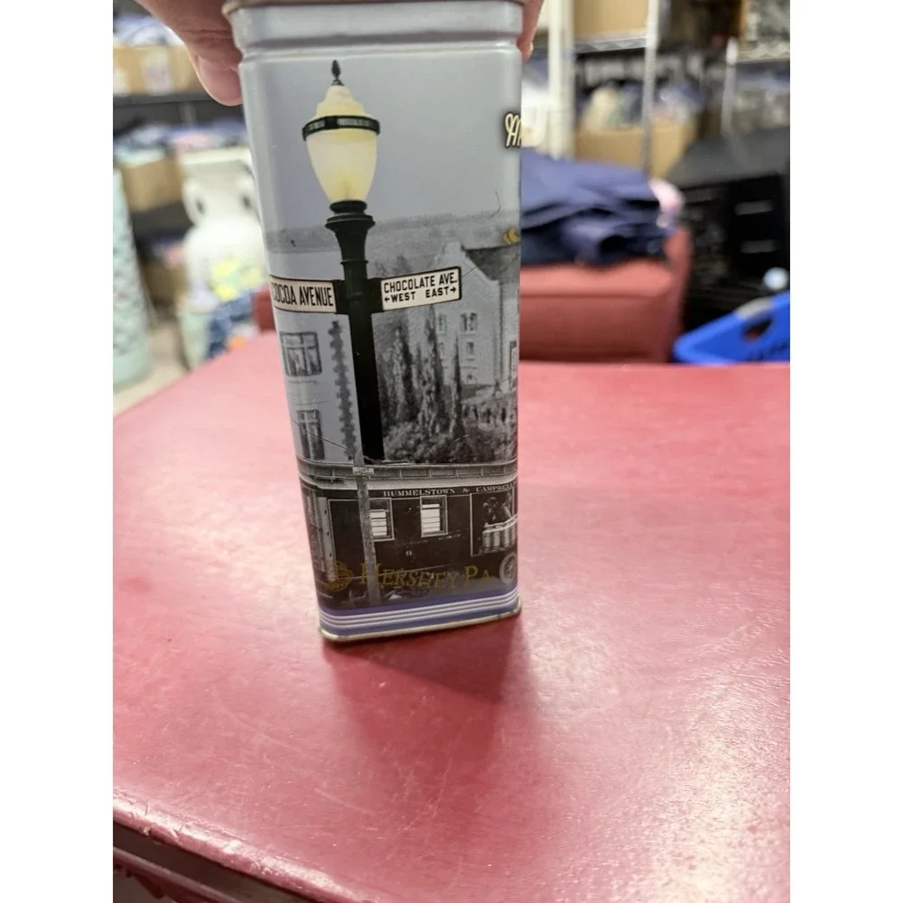Hershey's 1996 Collectible Tin 7